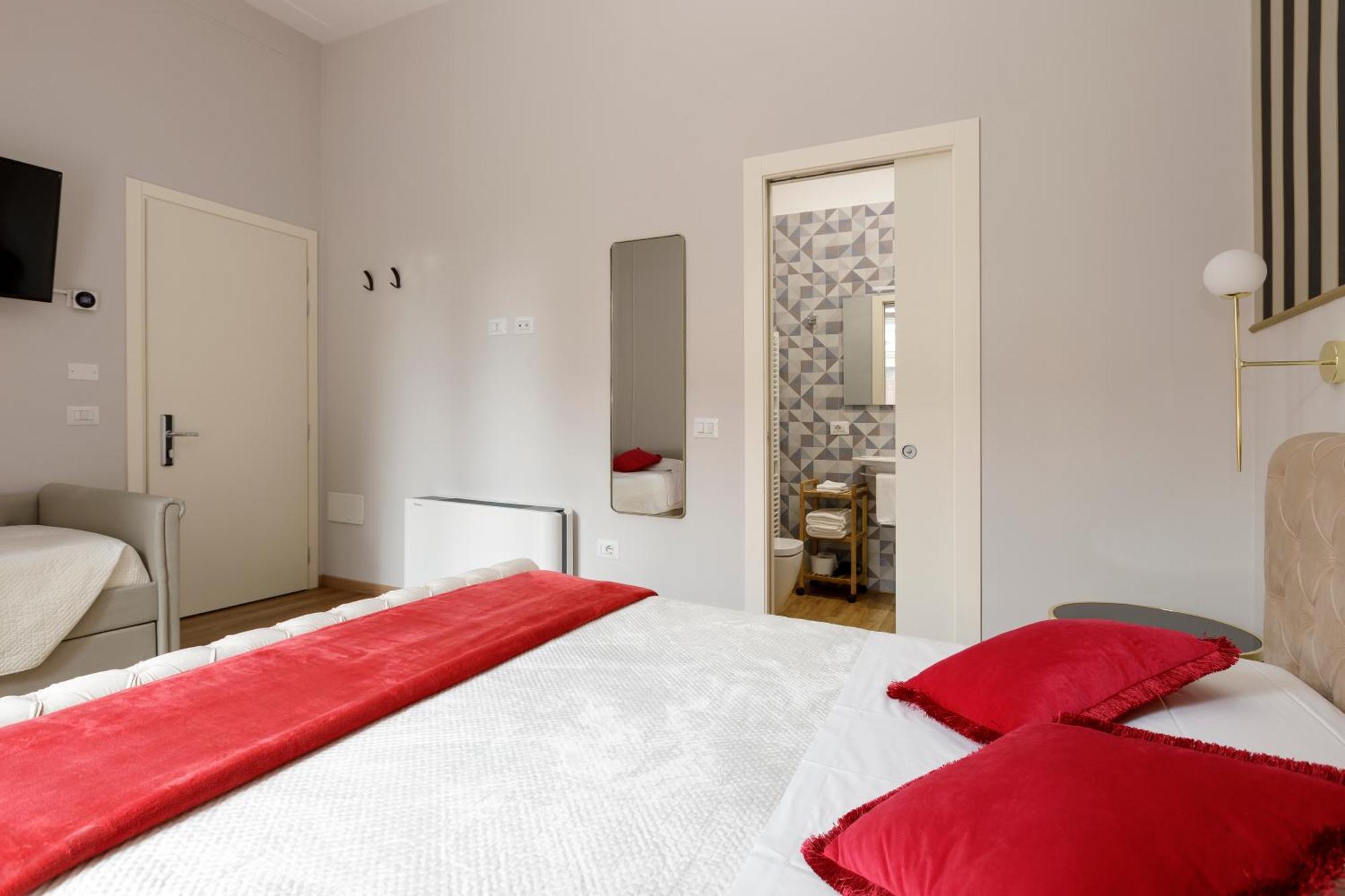 Domus 44 Rooms Verona Bagian luar foto