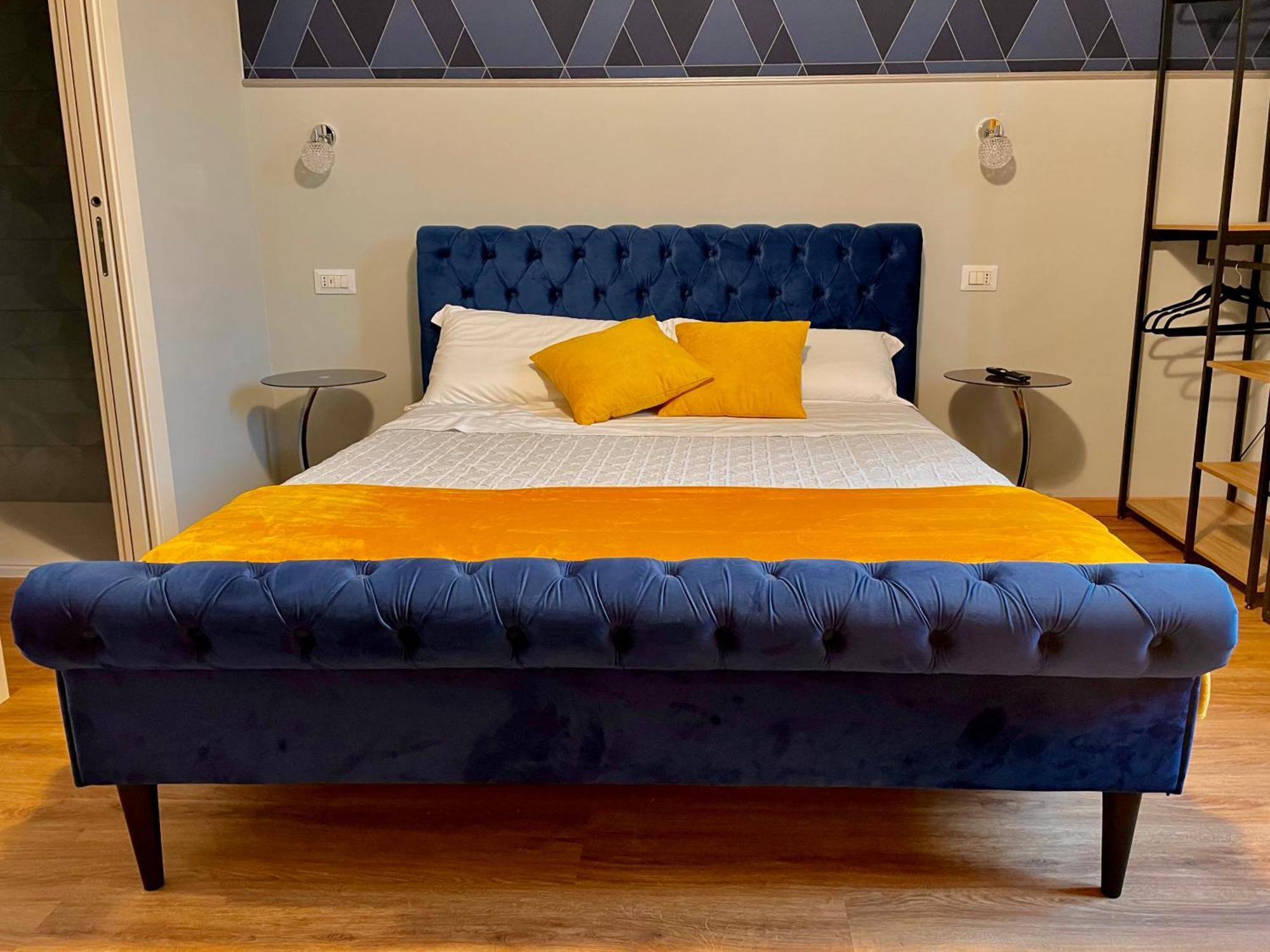 Domus 44 Rooms Verona Bagian luar foto