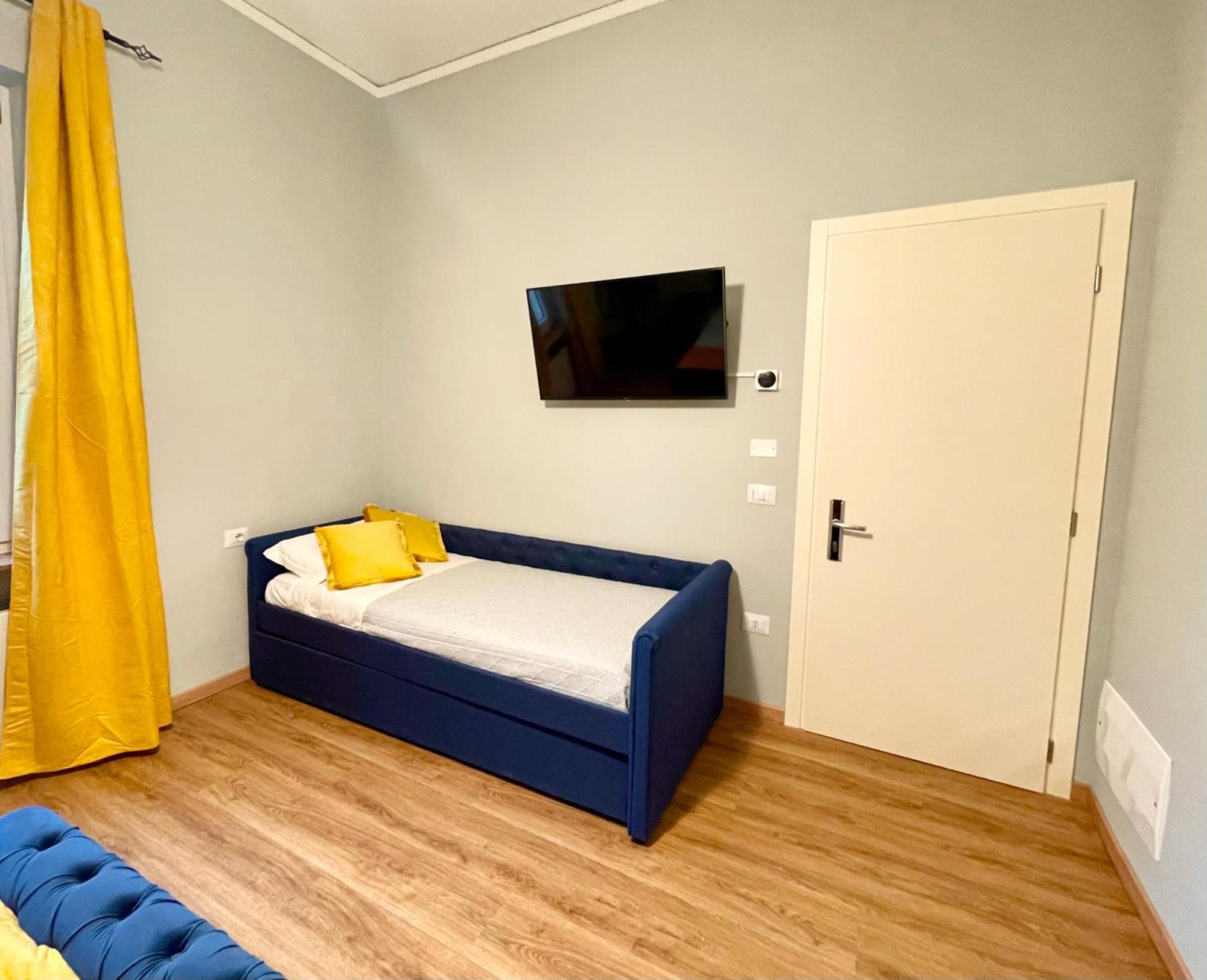 Domus 44 Rooms Verona Bagian luar foto