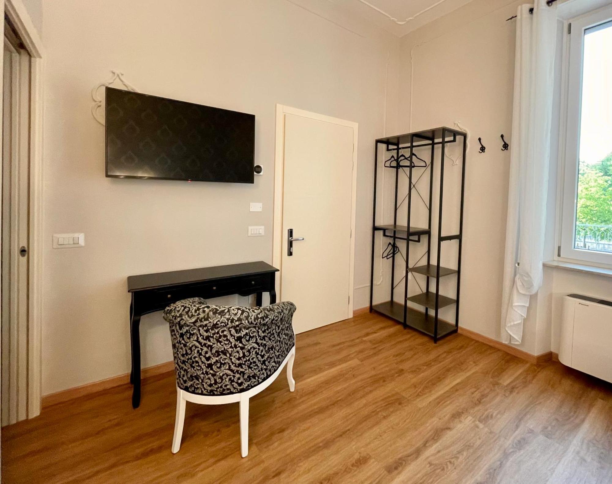Domus 44 Rooms Verona Bagian luar foto
