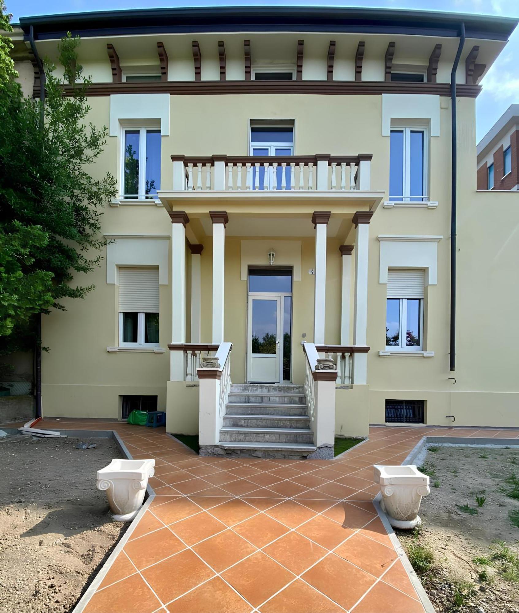 Domus 44 Rooms Verona Bagian luar foto